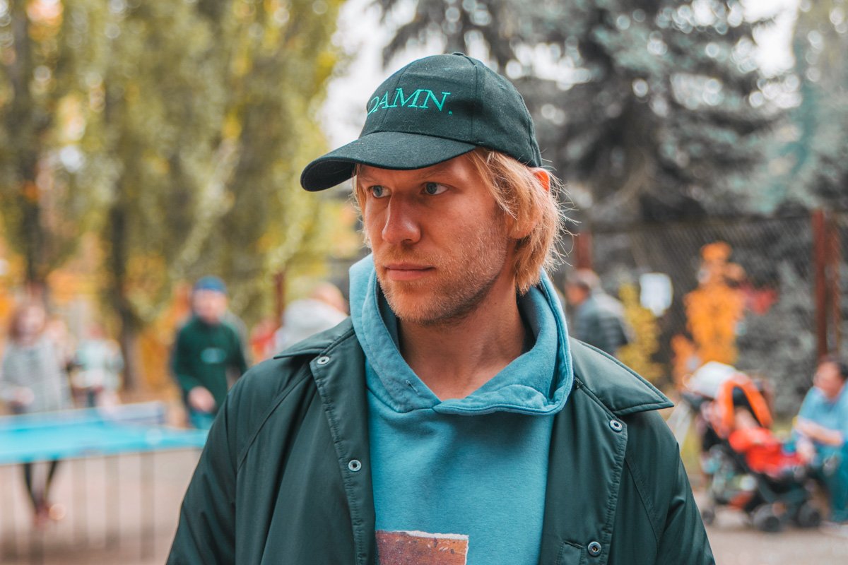 Ваня Дорн с удовольствием окунулся в 90-е! Ваня Дорн с удовольствием окунулся в 90-е!