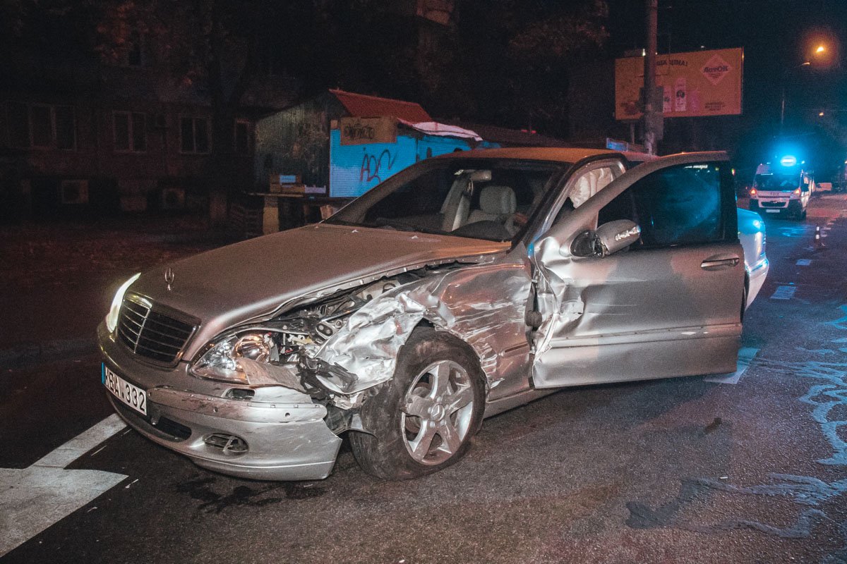 Столкновение произошло на перекрестке бульвара Петрова и улицы Петра Запорожца
