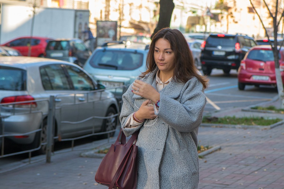 Сосредоточенная и уверенная Сосредоточенная и уверенная