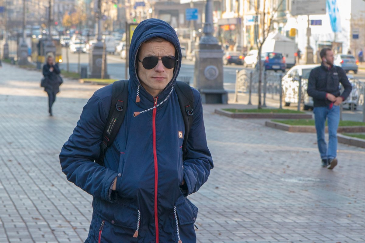 Парень явно подготовился к осени Парень явно подготовился к осени