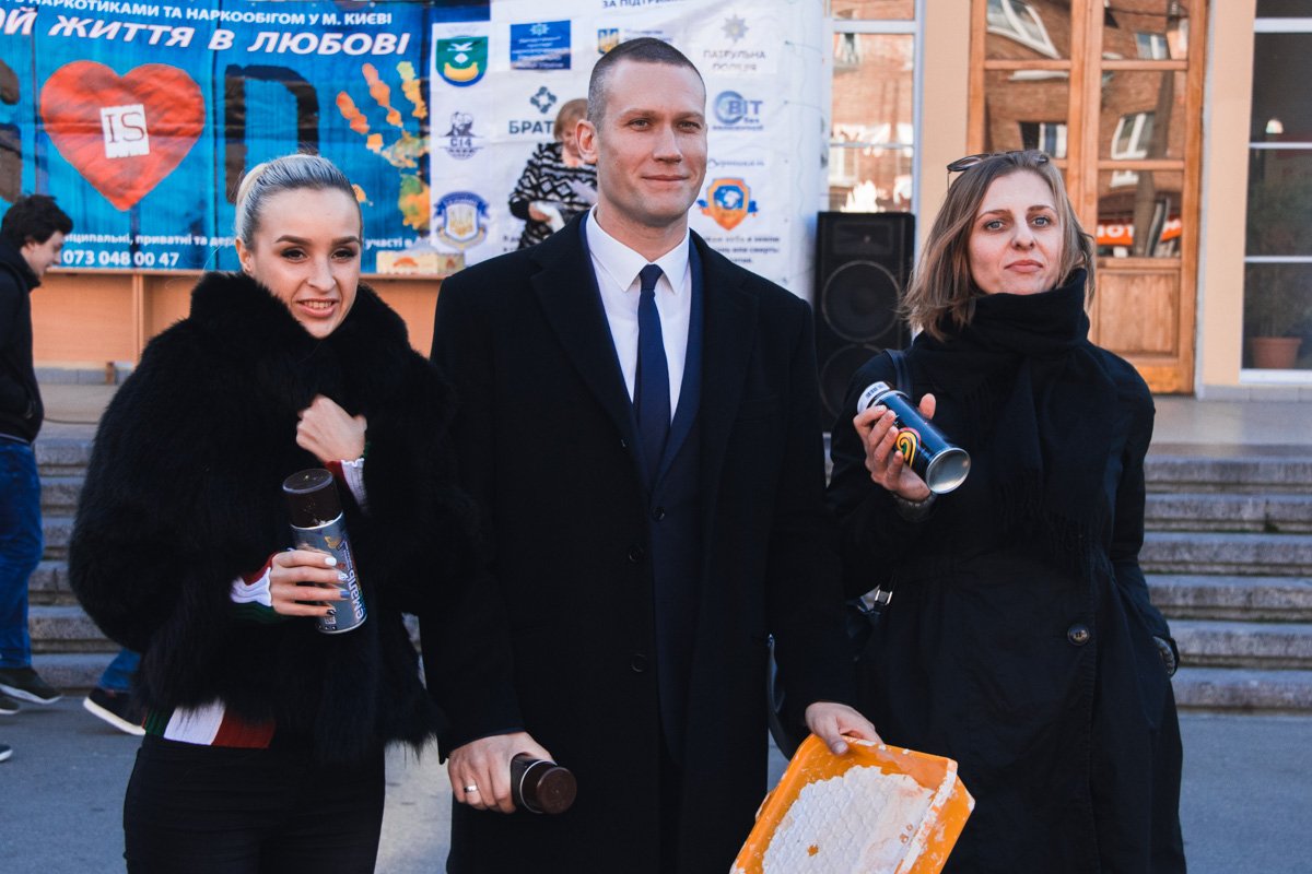 Забомбить Забомбить