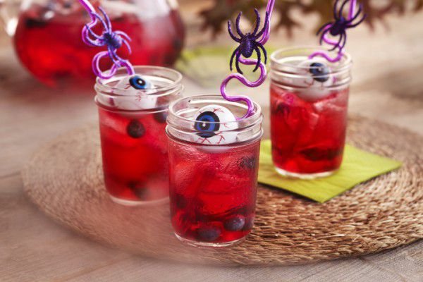 Простенько, но в стиле праздника