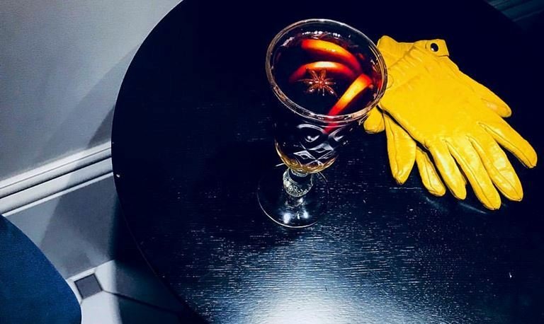 Дополните глинтвейн сладким десертом