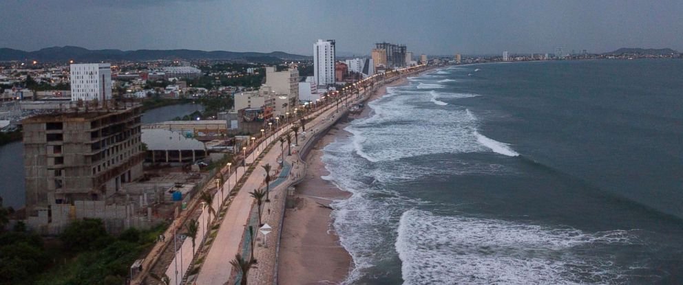 На Мексику обрушились два урагана На Мексику обрушились два урагана