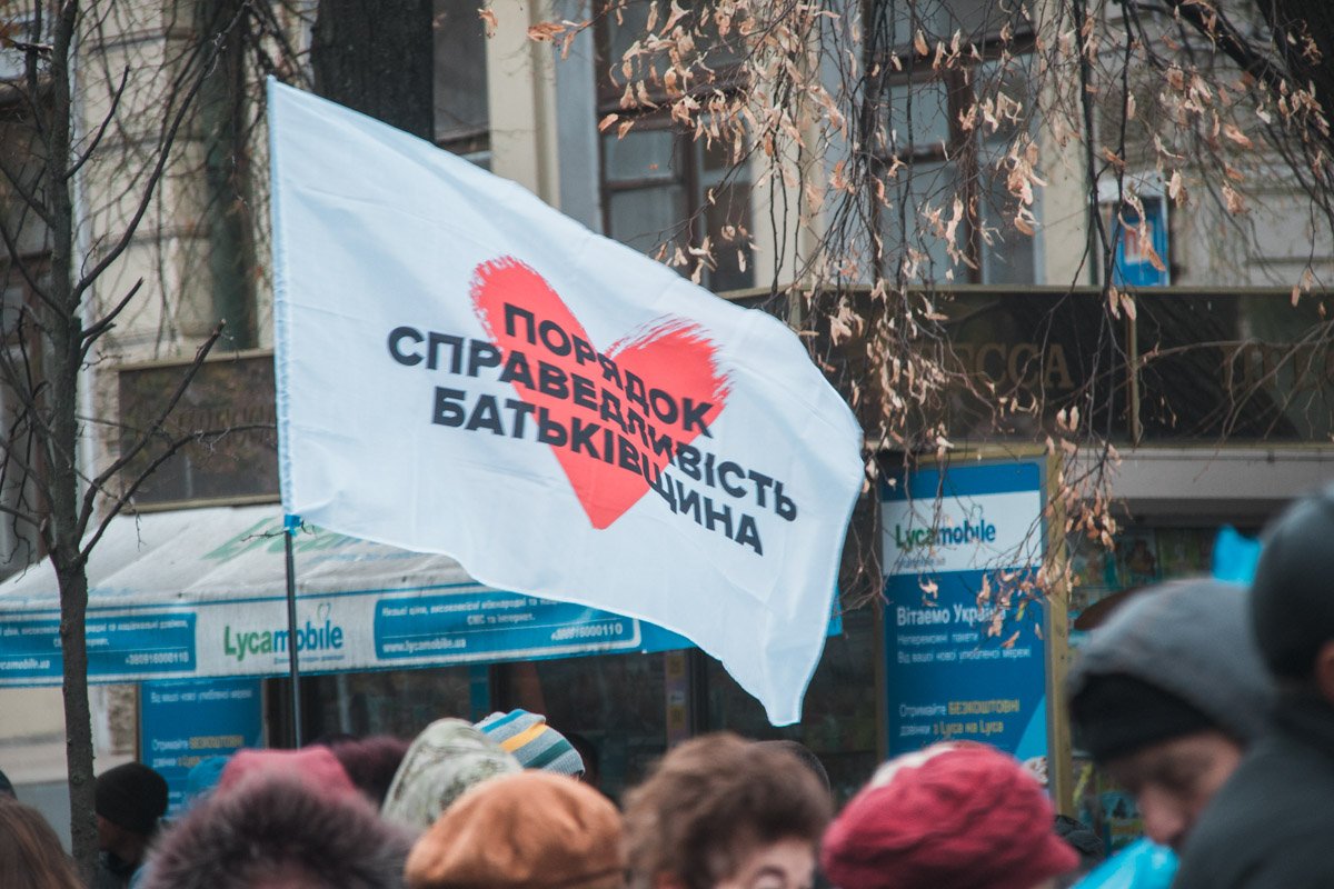 Большое количество взрослых людей не могли ответить на вопрос, почему они там стояли и за что митинговали Большое количество взрослых людей не могли ответить на вопрос, почему они там стояли и за что митинговали