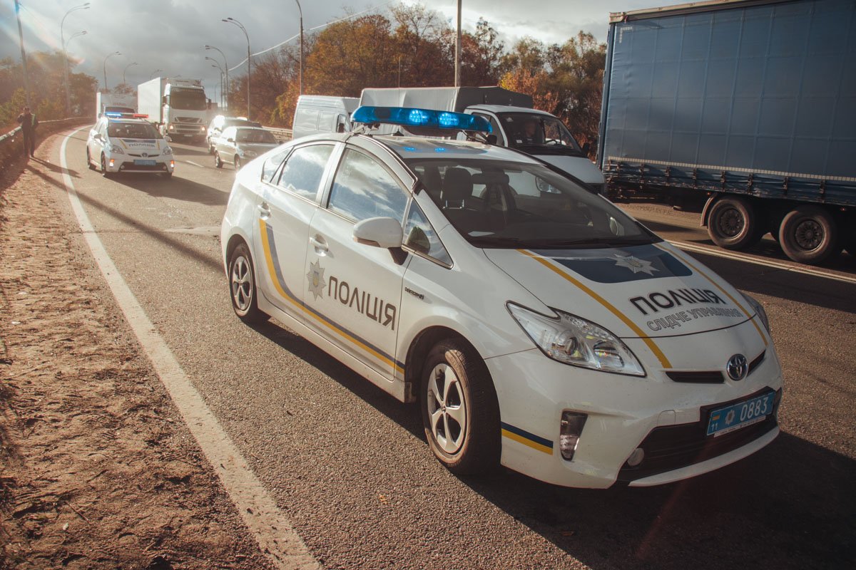 Фуру уберут с проезжей части только после окончания следственных действий