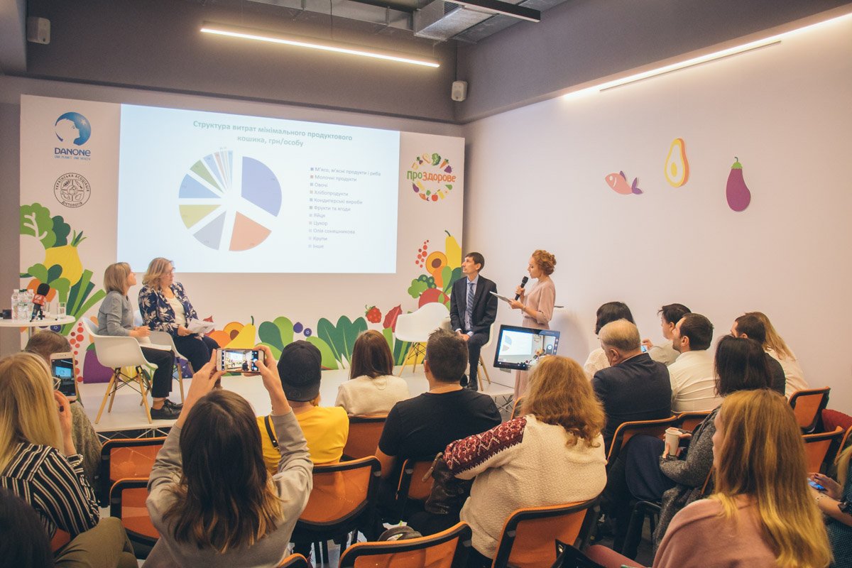 Украинцы употребляют сахара в 2 раза больше нормы Украинцы употребляют сахара в 2 раза больше нормы