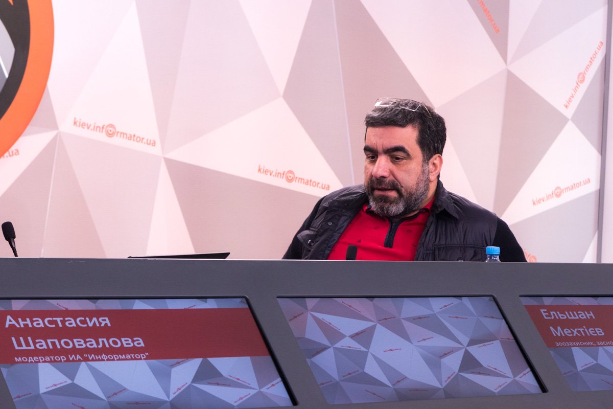 Зоозащитник Эльшан Мехтиев Зоозащитник Эльшан Мехтиев