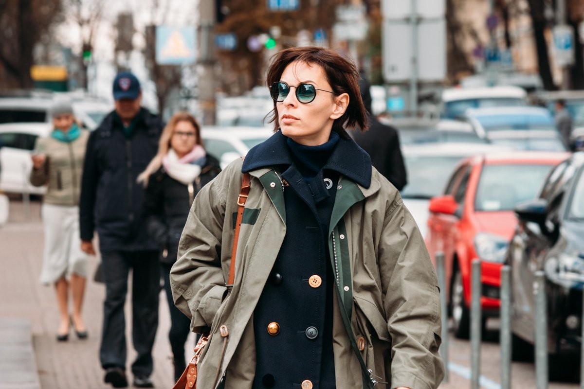 Когда ты в тренде и надела новое красивое пальто, но и промокнуть не хочется