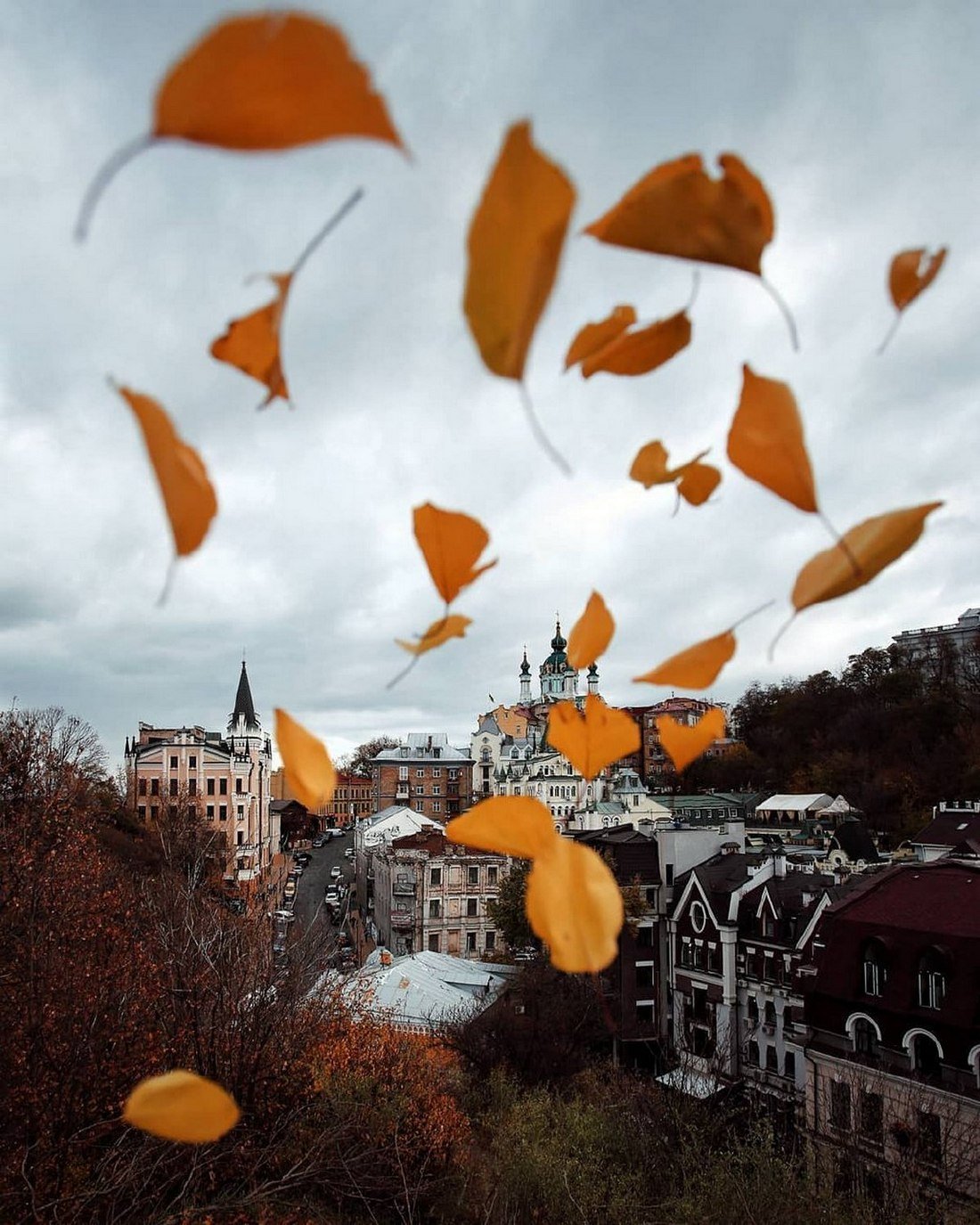 Осенняя романтика столицы. Фото: @istetsen