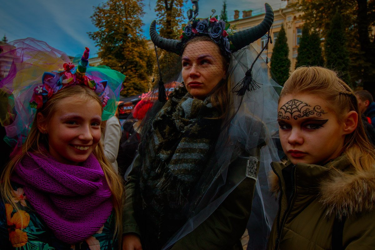 Малифисента с подружками