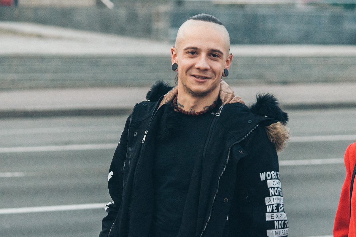 Черный цвет почти как символ Дня всех святых Черный цвет почти как символ Дня всех святых