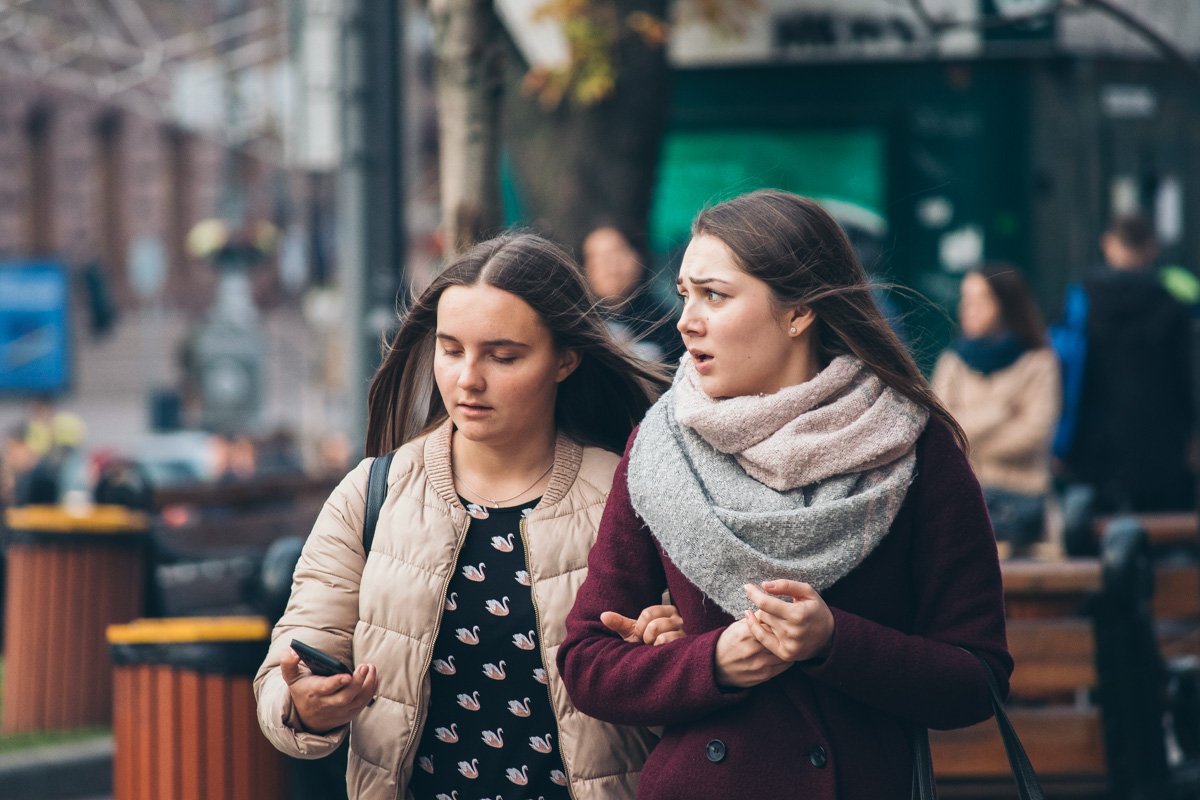 Правду говорят, что красивые девушки ходят парами Правду говорят, что красивые девушки ходят парами