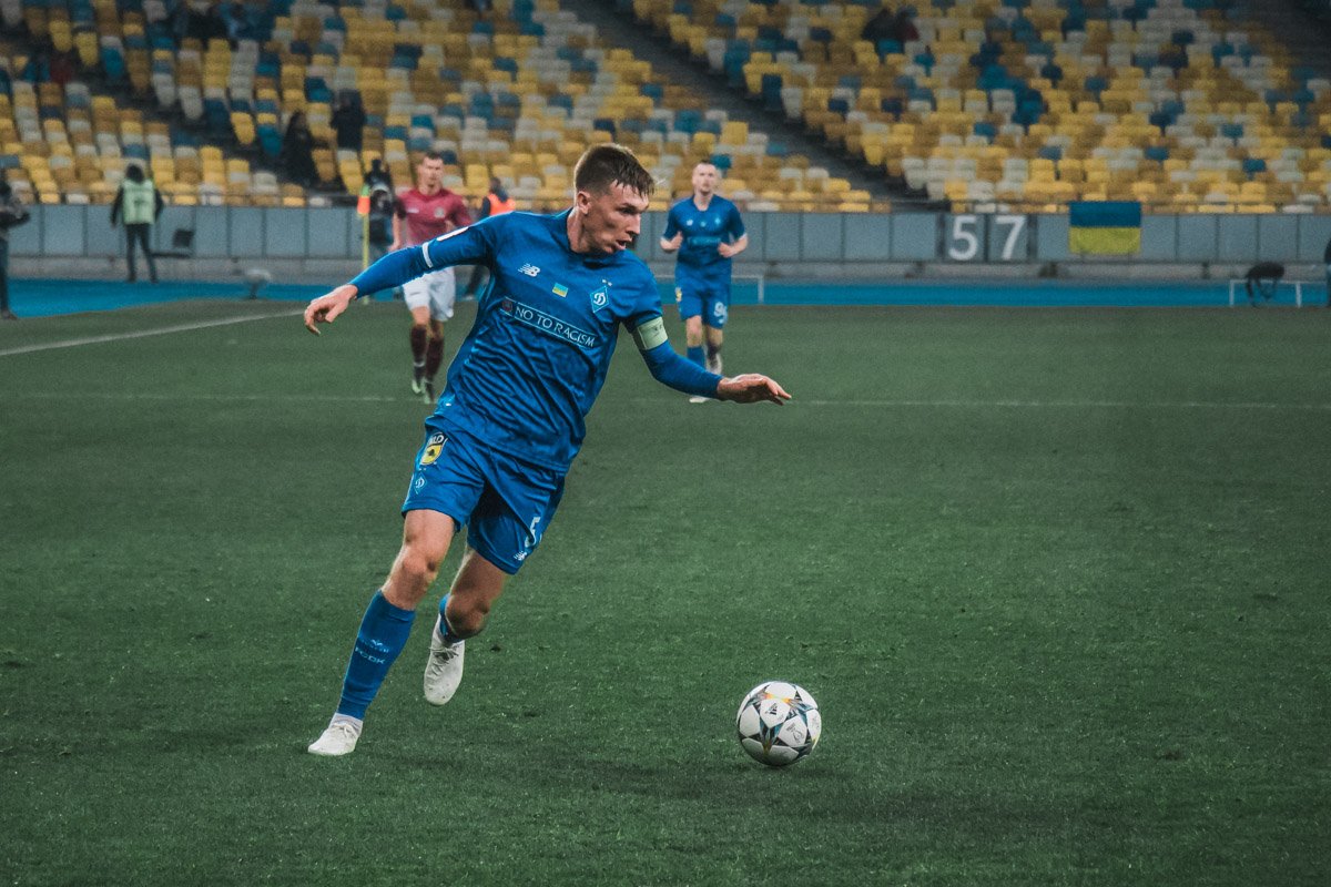 После этого матча столичный клуб остается на 2 месте в турнирной таблице, отставая от донецкого «Шахтера» на 5 очков После этого матча столичный клуб остается на 2 месте в турнирной таблице, отставая от донецкого «Шахтера» на 5 очков