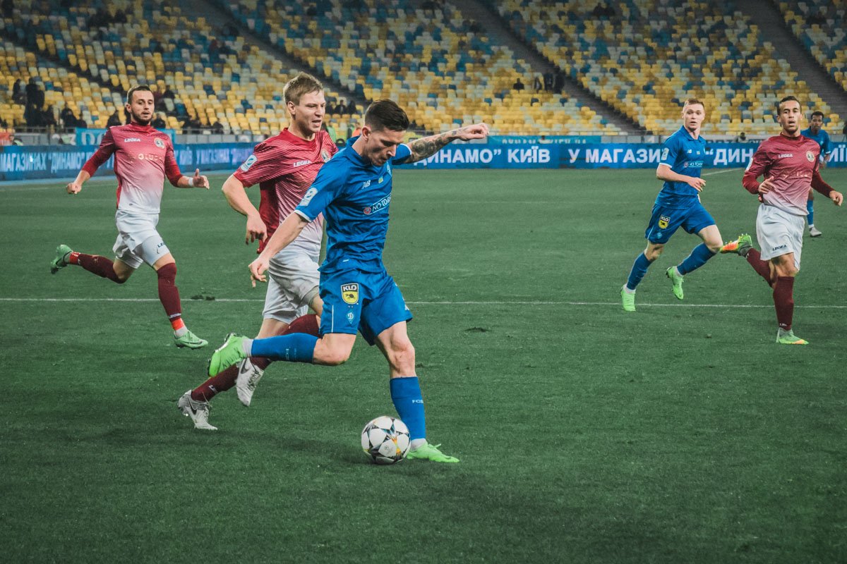 Беньямин Вербич, сыгравший на непривычной для себя позиции форварда, смотрелся откровенно бледно Беньямин Вербич, сыгравший на непривычной для себя позиции форварда, смотрелся откровенно бледно