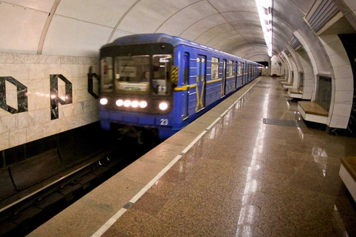 Ремонт на станции метро "Святошин" продлится еще 2 месяца