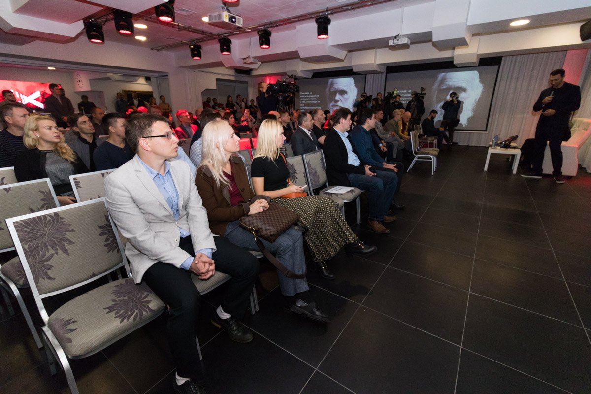 29 октября Владимир Кличко показал жителям столицы новый спортивный портал 29 октября Владимир Кличко показал жителям столицы новый спортивный портал