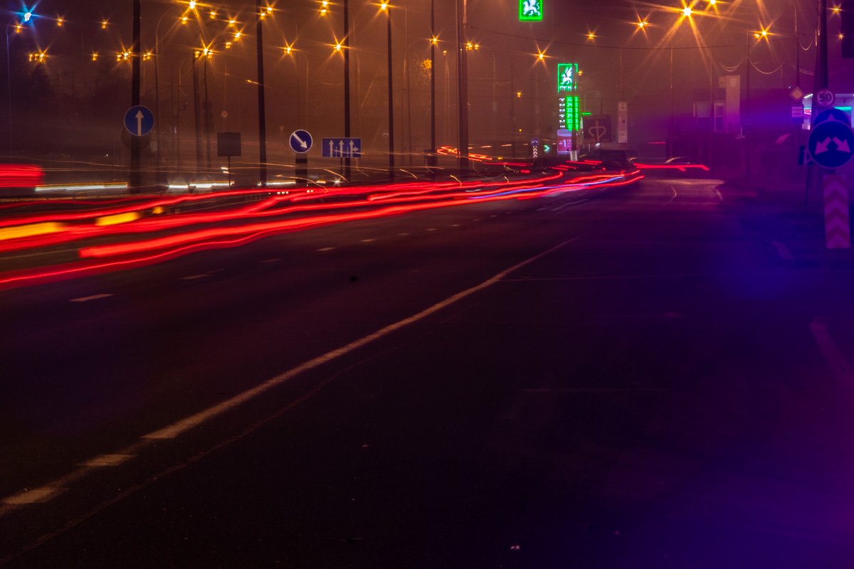 В связи с этим видимость на дорогах будет ограничена до 200-500 метров