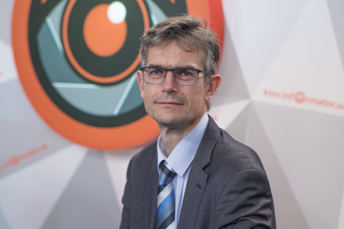 Главный врач Киевского городского центра здоровья Отто Стойка рассказал как распознать первые признаки инсульта