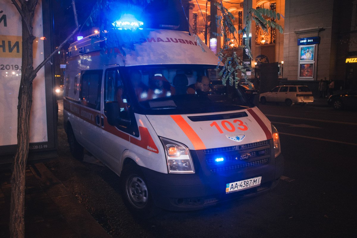 Вызов на линию экстренных служб поступил около 20:15