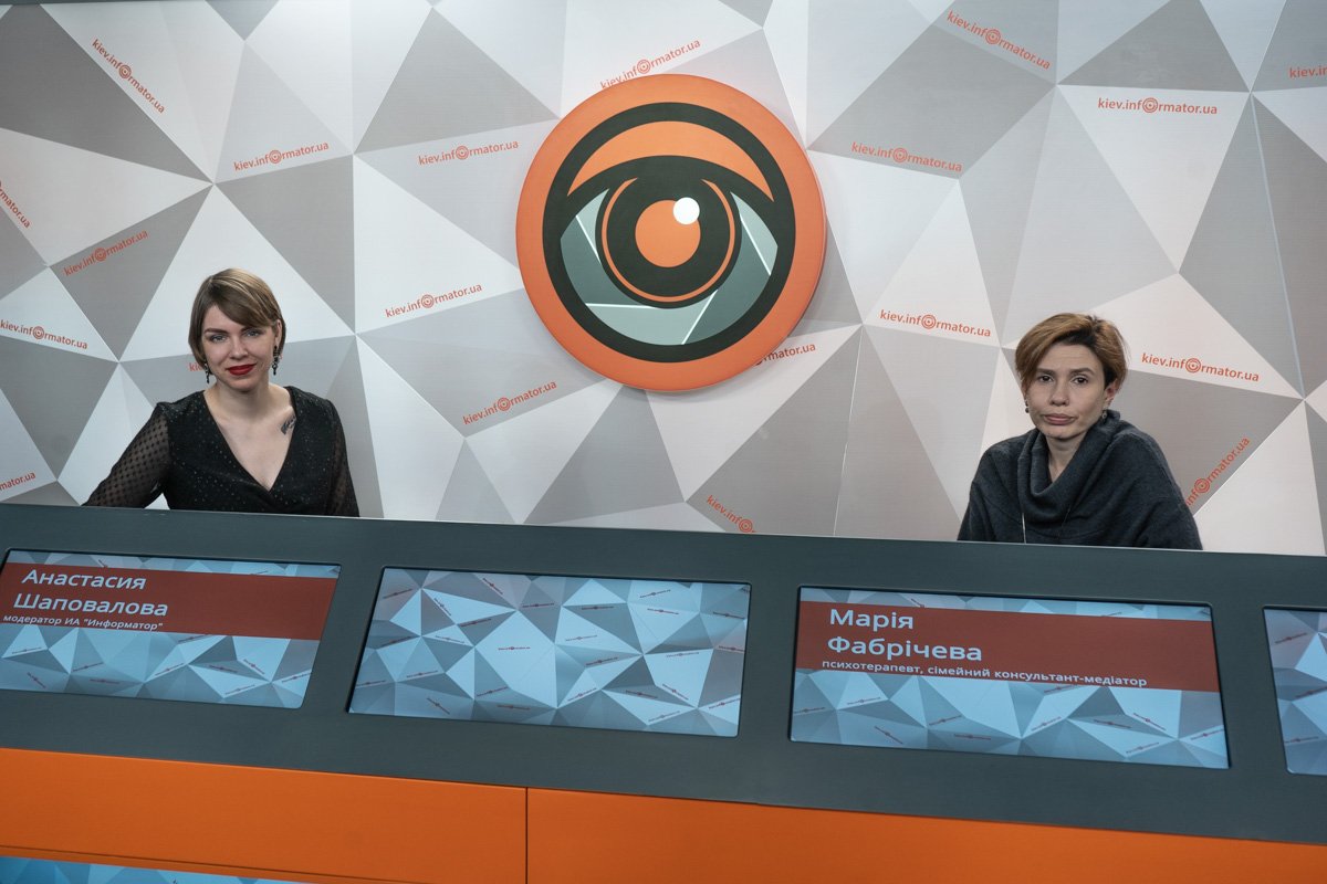 Чтобы пережить измены, важно контролировать свои эмоции и не срываться на близких 