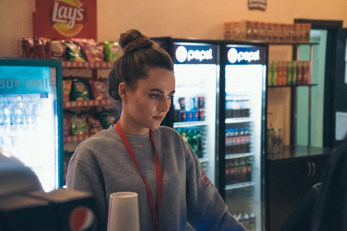 В ожидании сеанса можно будет провести время в баре кинотеатра