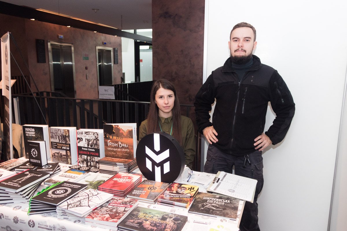 Вместе с экономическим ростом в стране, развиваться будут и книжные выставки - в этом уверены все участники мероприятия Вместе с экономическим ростом в стране, развиваться будут и книжные выставки - в этом уверены все участники мероприятия