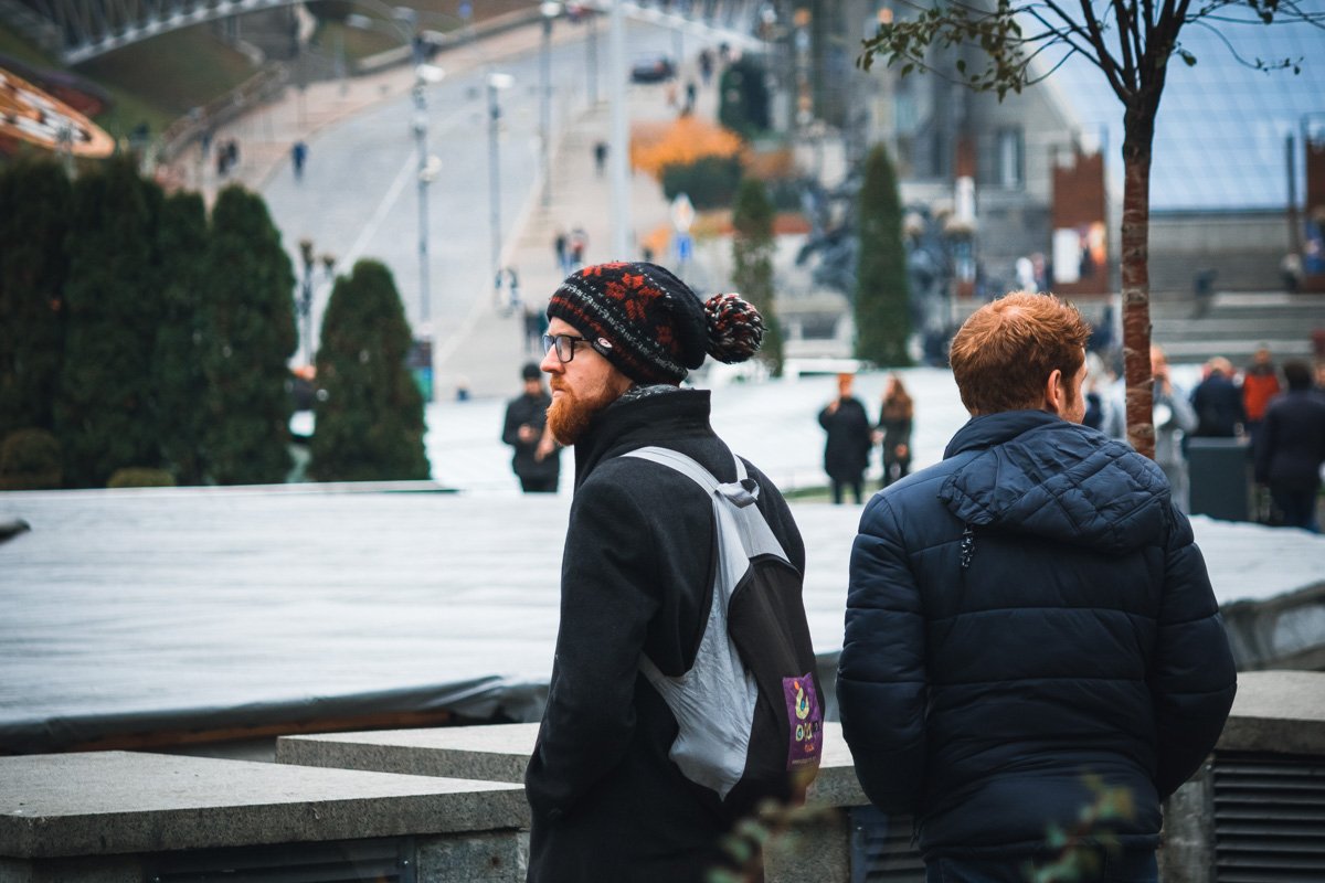 Ну да, я в шапке, зато уши не мерзнут