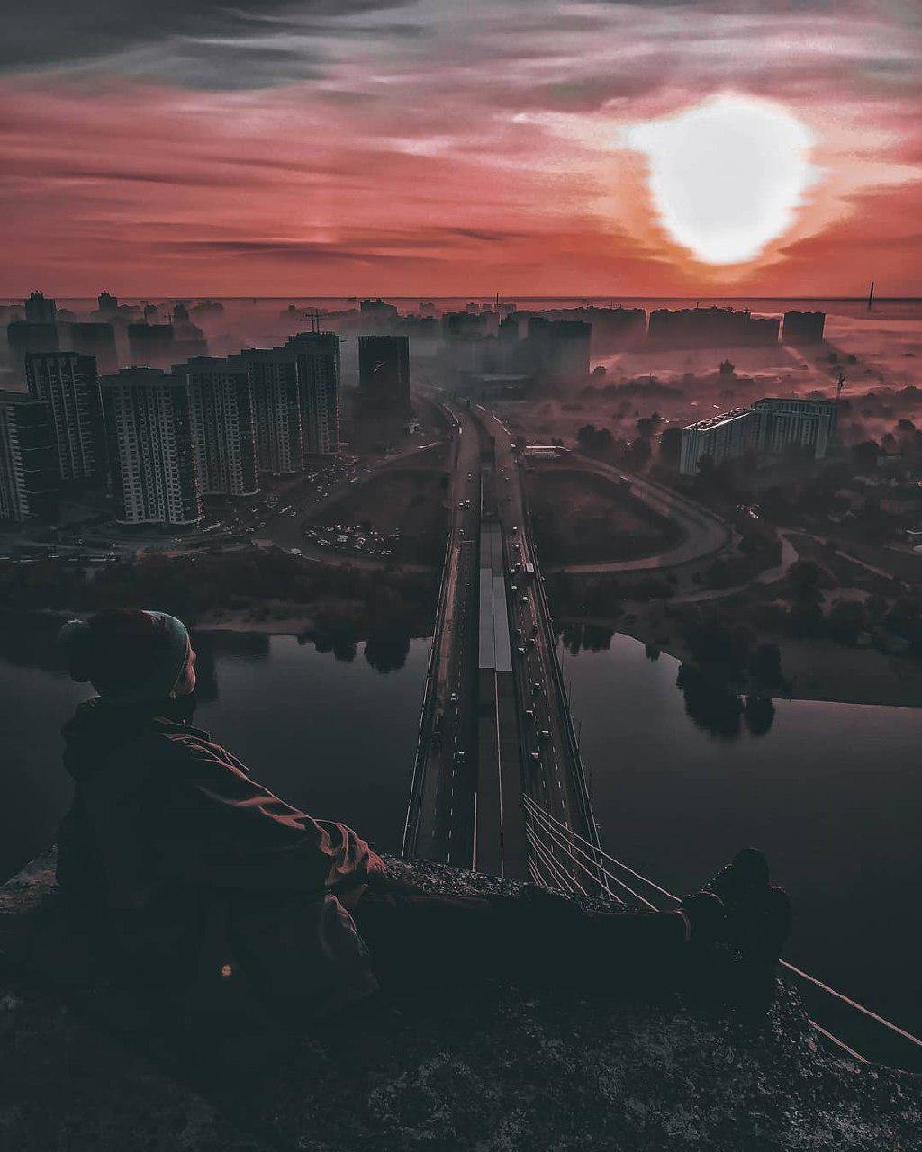 Такие снимки можно с легкостью принять за картины, чем не произведение искусства? Фото: @yurakefir