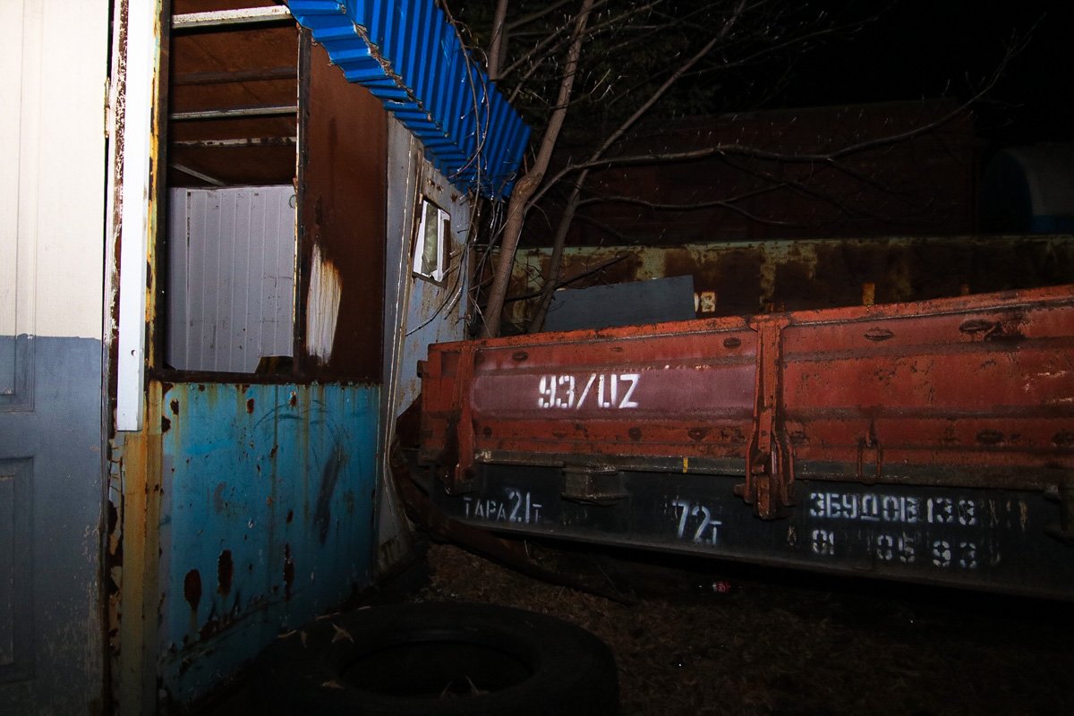 Очевидцы говорят, что увидели, как вагон двигается прямо на них и успели за секунды отбежать на безопасное расстояние Очевидцы говорят, что увидели, как вагон двигается прямо на них и успели за секунды отбежать на безопасное расстояние