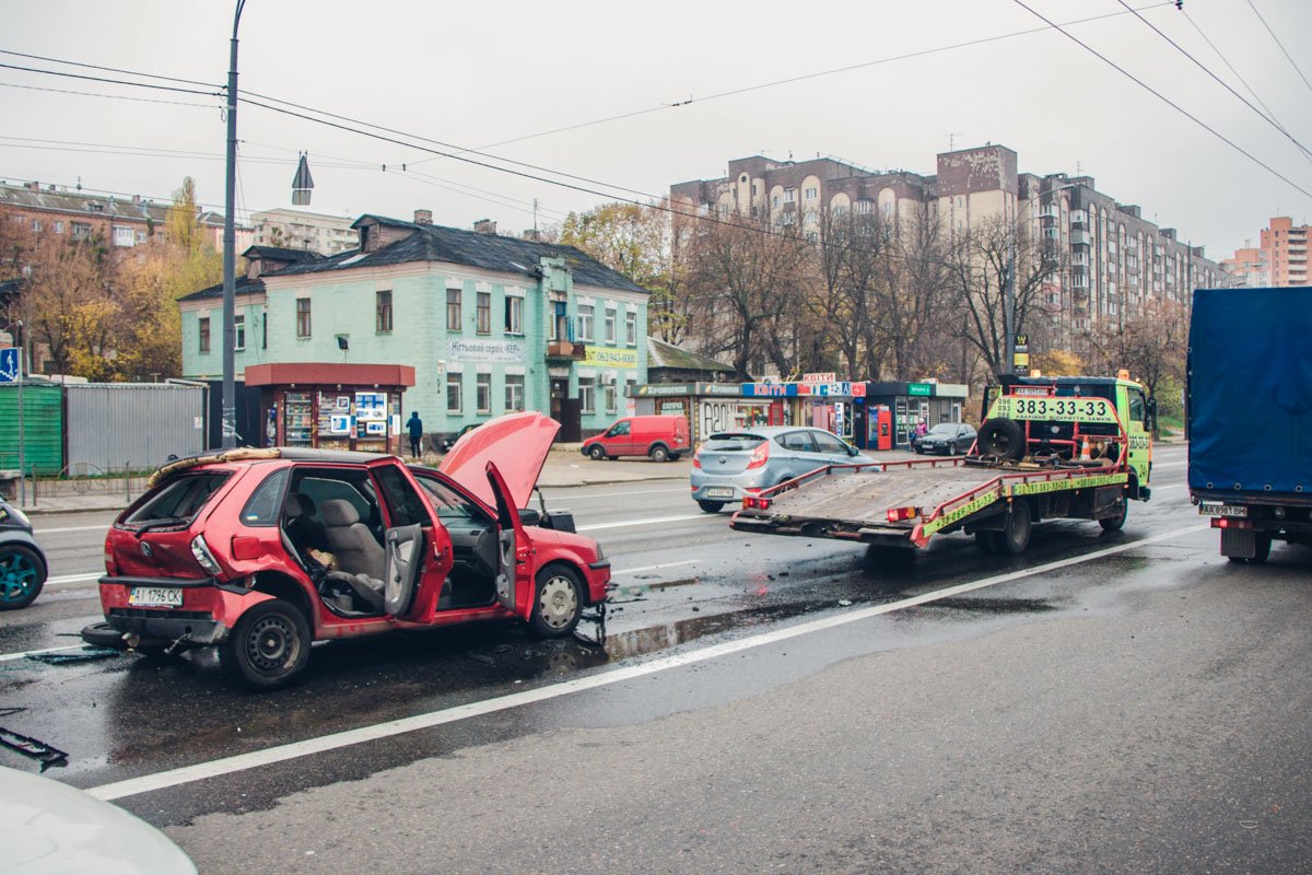 Авария случилась около 09:30