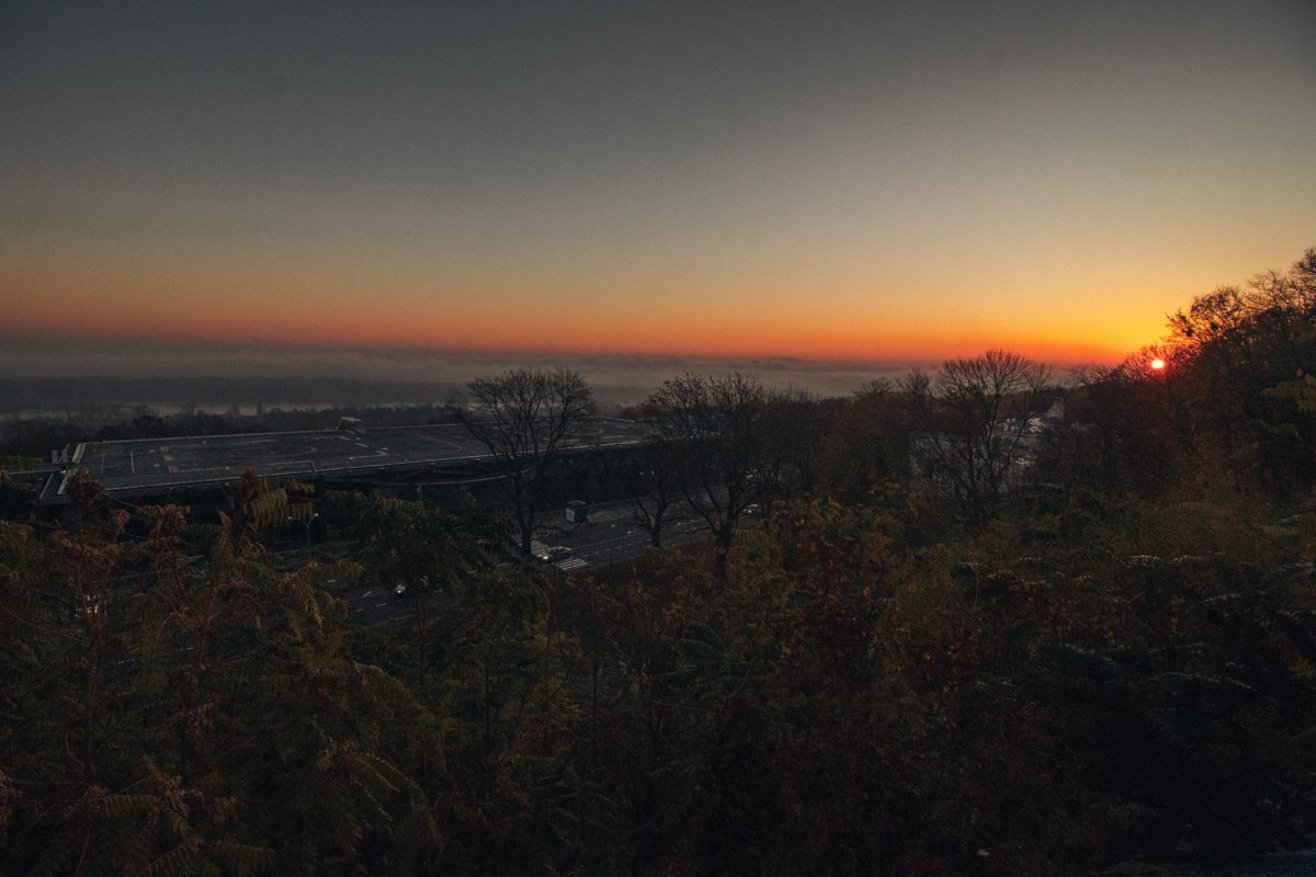 Солнце взошло, а значит, нет повода для тоски Солнце взошло, а значит, нет повода для тоски