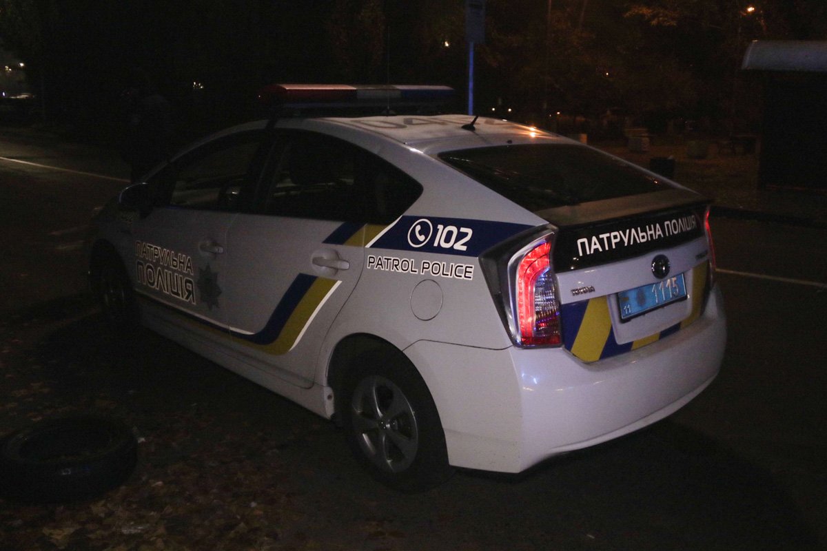 В Киеве по адресу улица Энтузиастов, 47 неизвестные стреляли в мужчину