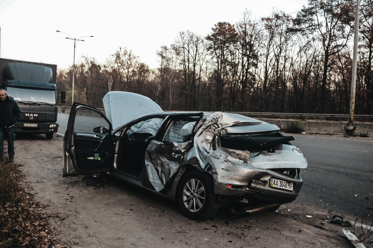Сам Лещенко не пострадал, а его помощницу госпитализировали