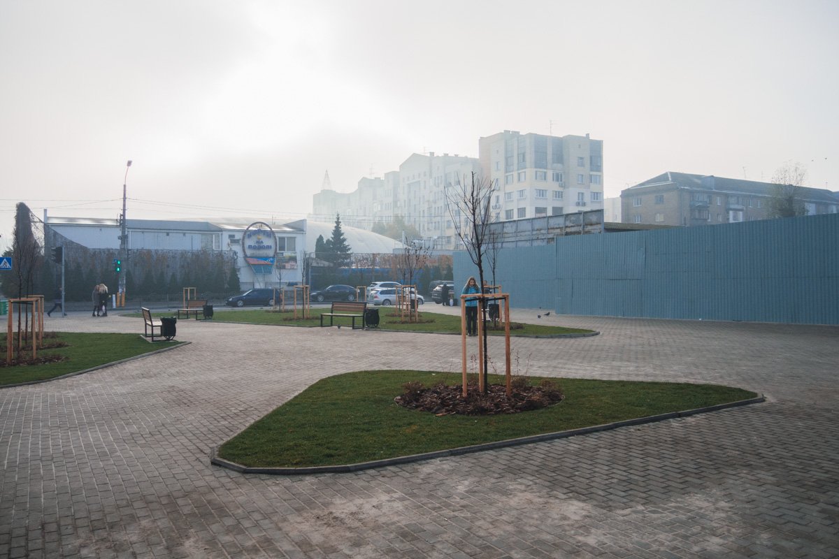 Теперь это место для прогулки, а не торговли