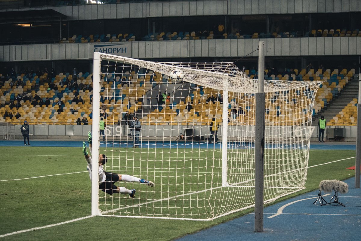 Виктор Цыганков с точки был точен - у Гальчука шансов не было Виктор Цыганков с точки был точен - у Гальчука шансов не было