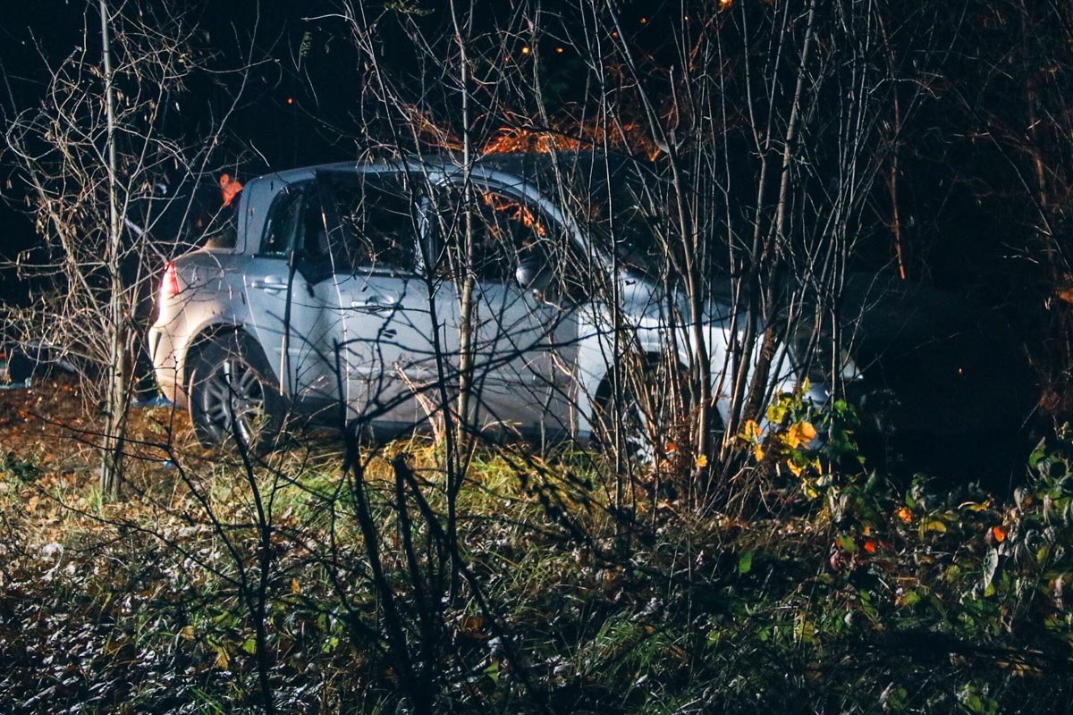 Внутри машины находилось обезглавленное тело мужчины