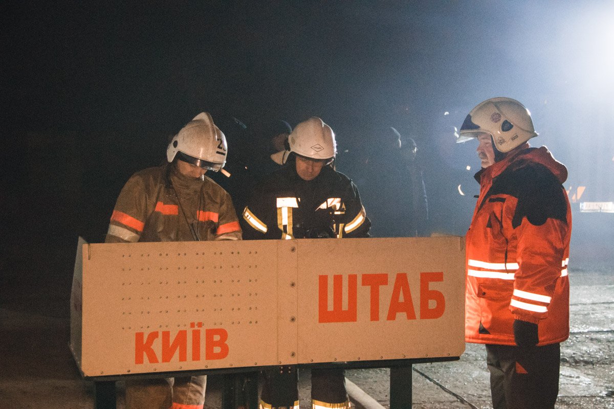 Со слов одного владельца, в складах хранилось масло - олива