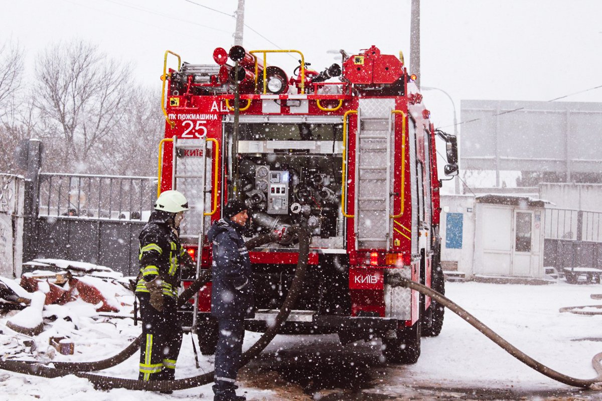 При пожаре звоните 101