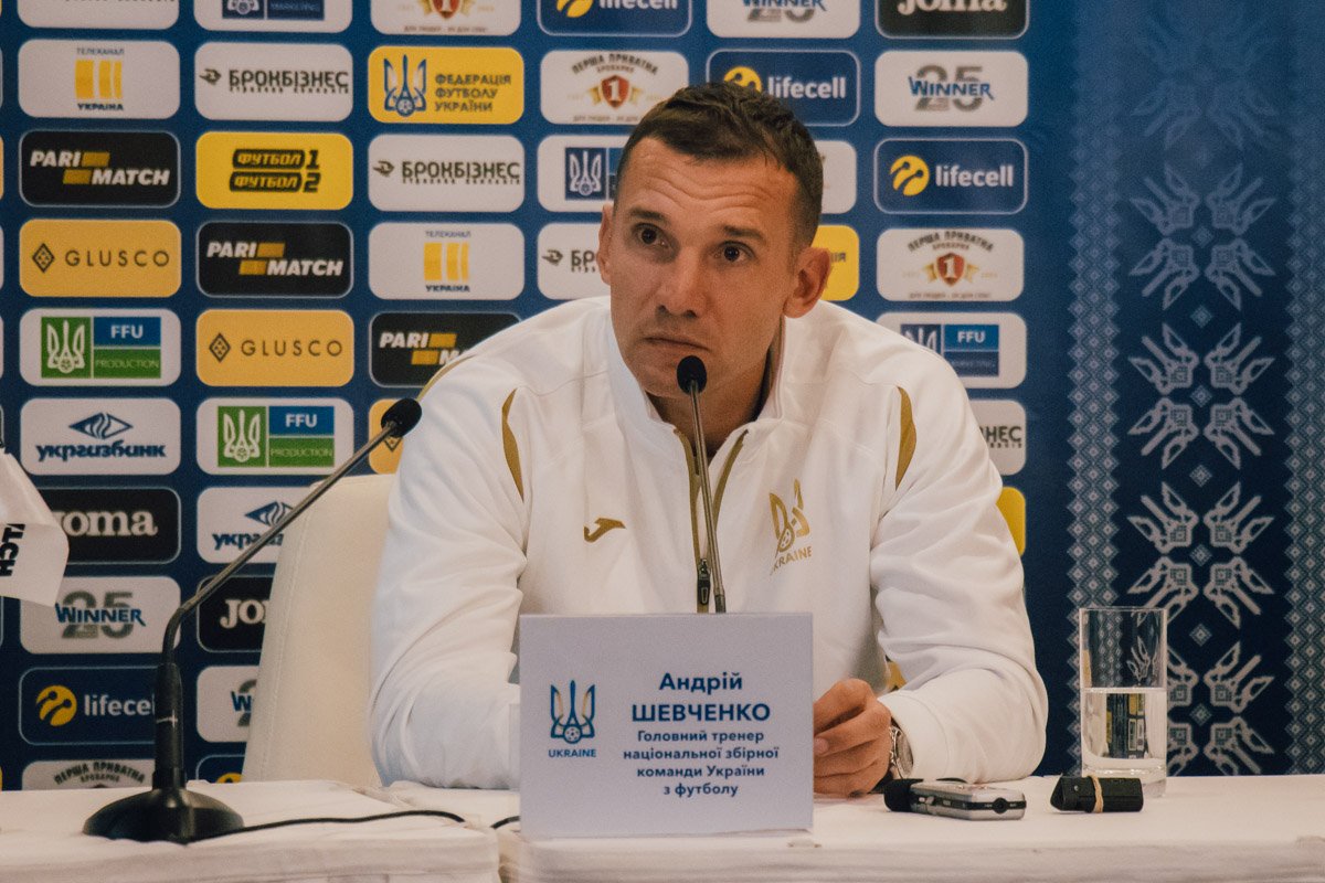В Киеве на НСК "Олимпийский" прошла пресс-конференция главного тренера сборной Украины Андрея Шевченко накануне будущих матчей В Киеве на НСК "Олимпийский" прошла пресс-конференция главного тренера сборной Украины Андрея Шевченко накануне будущих матчей