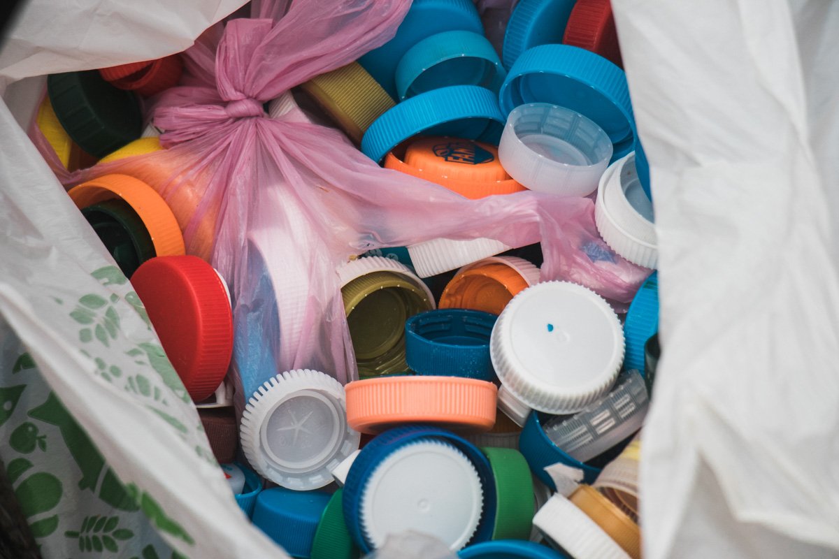 Деньги с переработки мусора пойдут на подарки детям