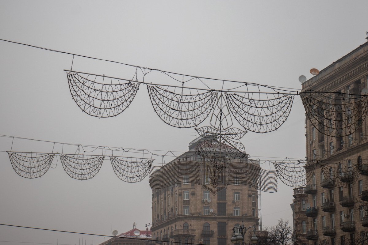 Демонтаж иллюминаций с центральной части улицы будет происходить ночью