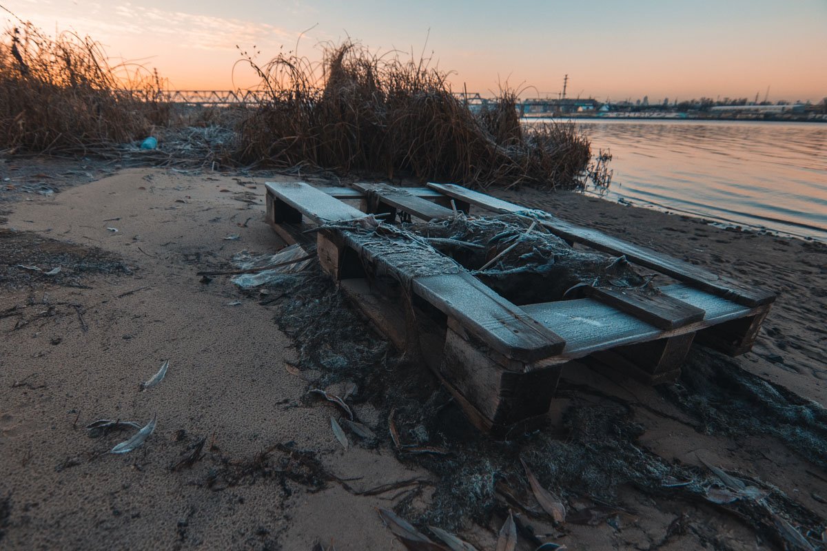 Морозное утро на Трухановом острове очень атмосферное