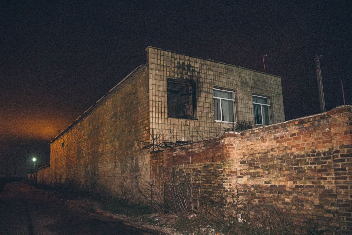 Огонь охватил площадь около 20 квадратных метров