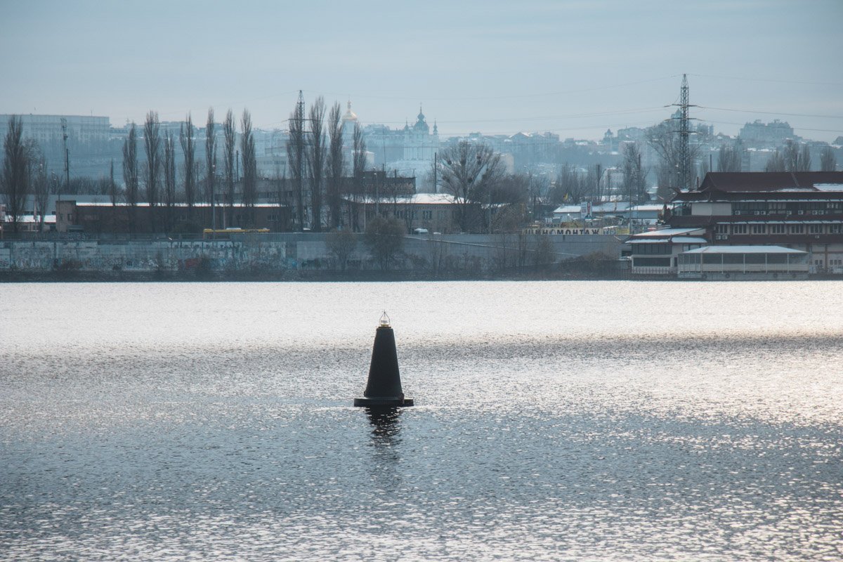 За буйки не заплывать!