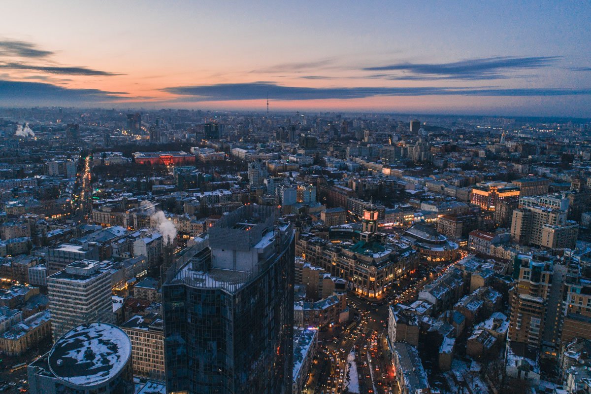 В суете многое просто не замечаешь В суете многое просто не замечаешь