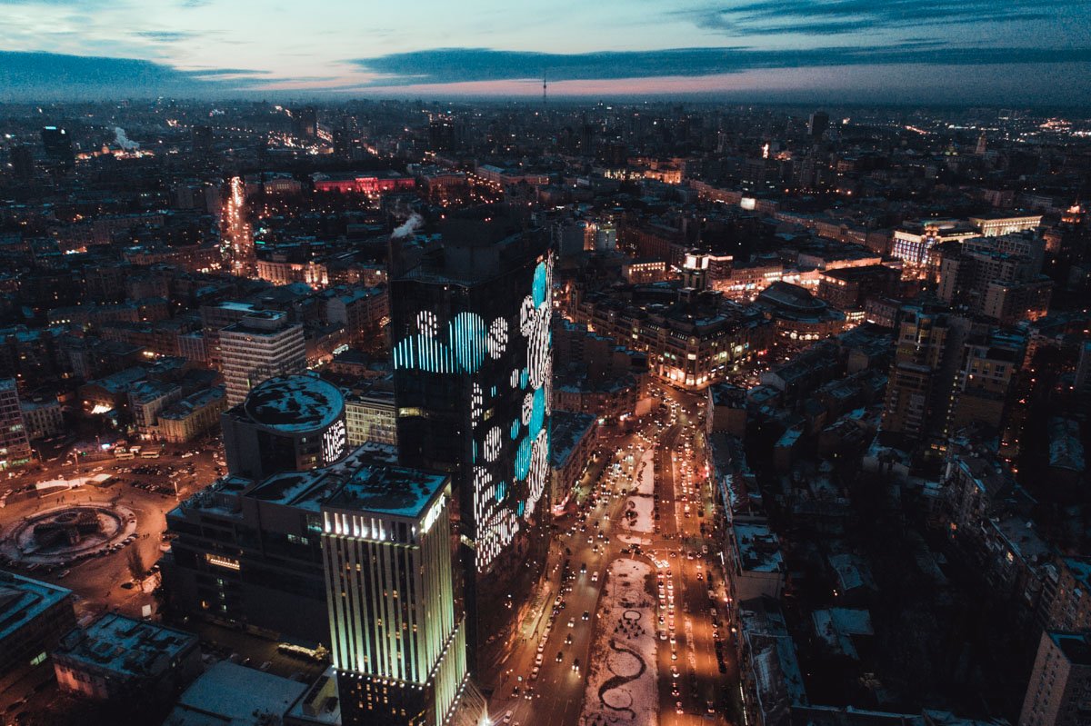 Уже не за горами новый закат Уже не за горами новый закат