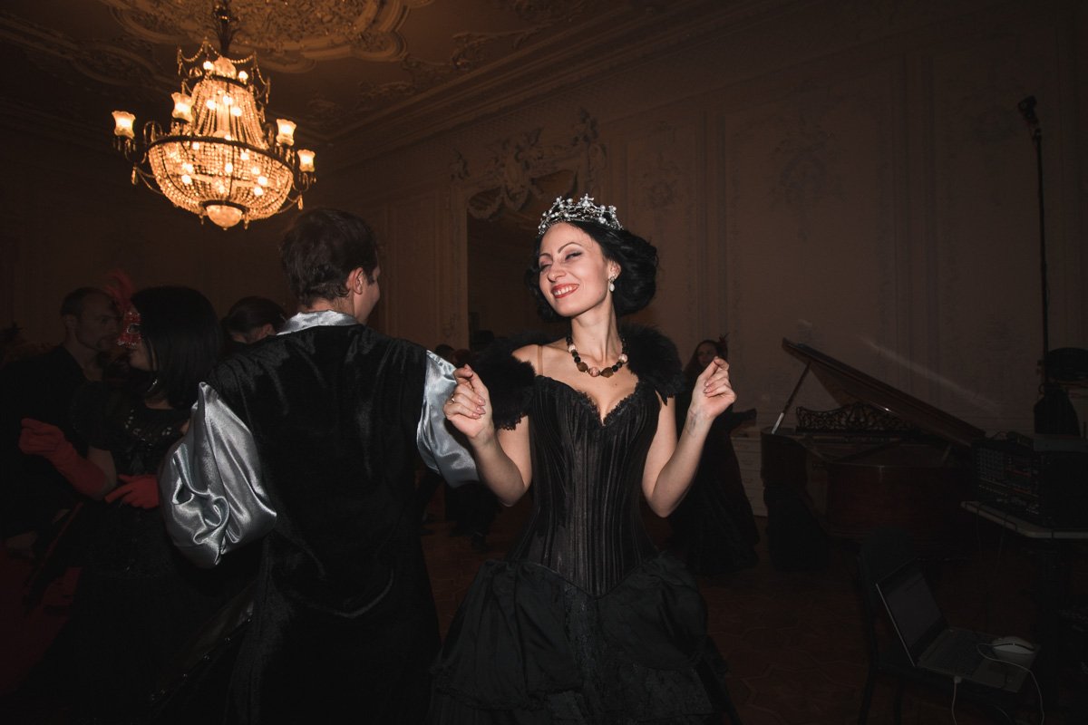 Я королева ночи сегодня точно... Я королева ночи сегодня точно...