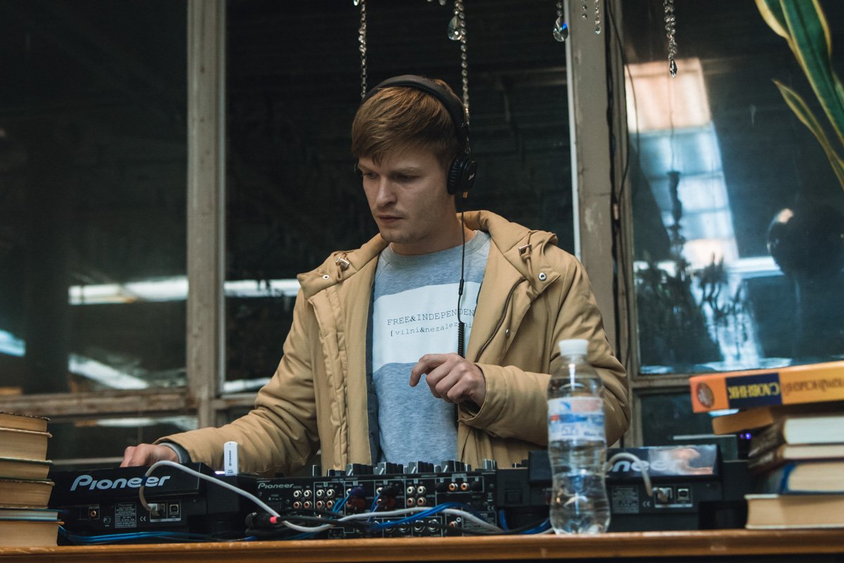 На фестивале вы услышите хиты 90-х: от Backstreet Boys до раннего Меладзе