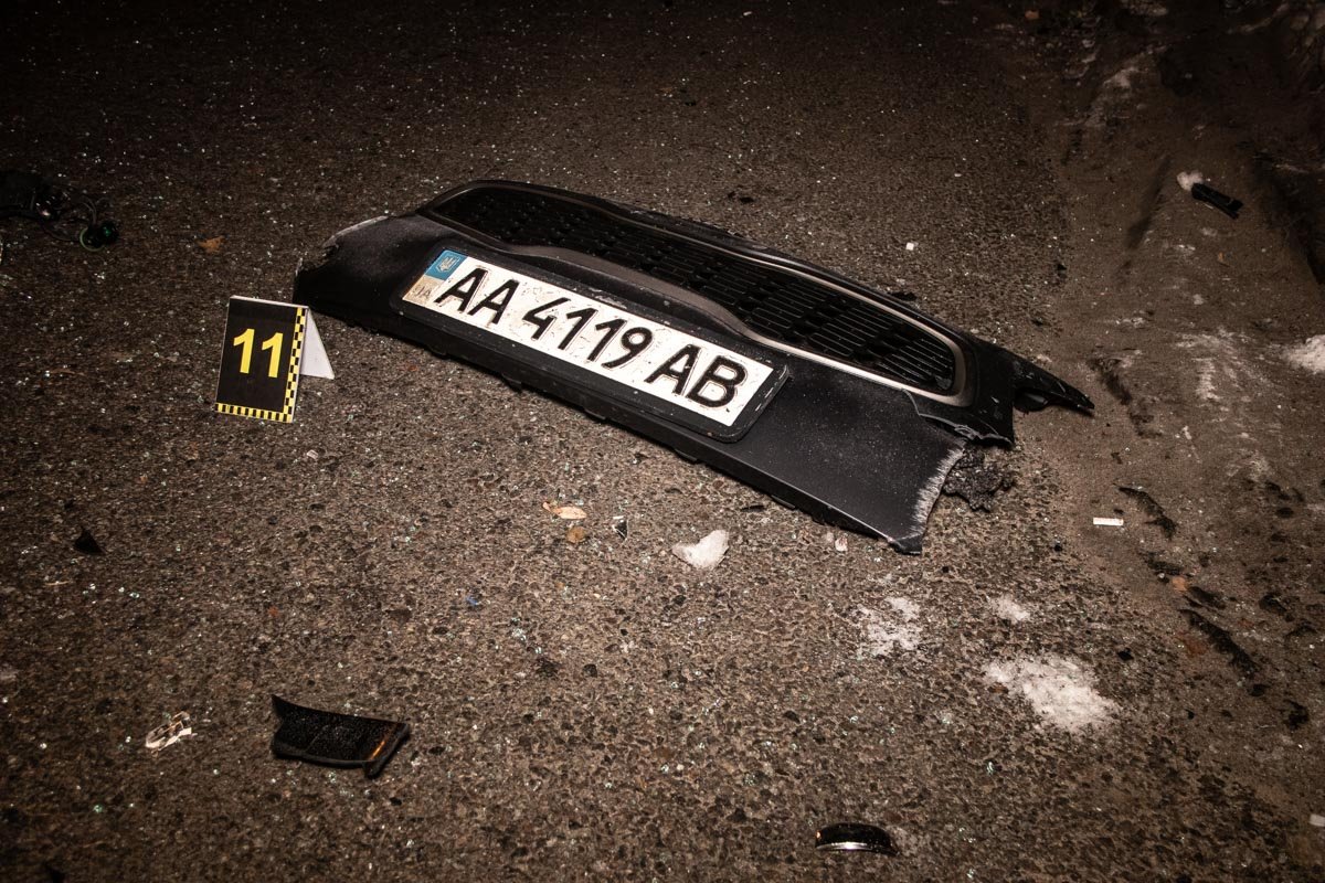 Водитель не справился с управлением, его протянуло по дороге приблизительно 150 метров